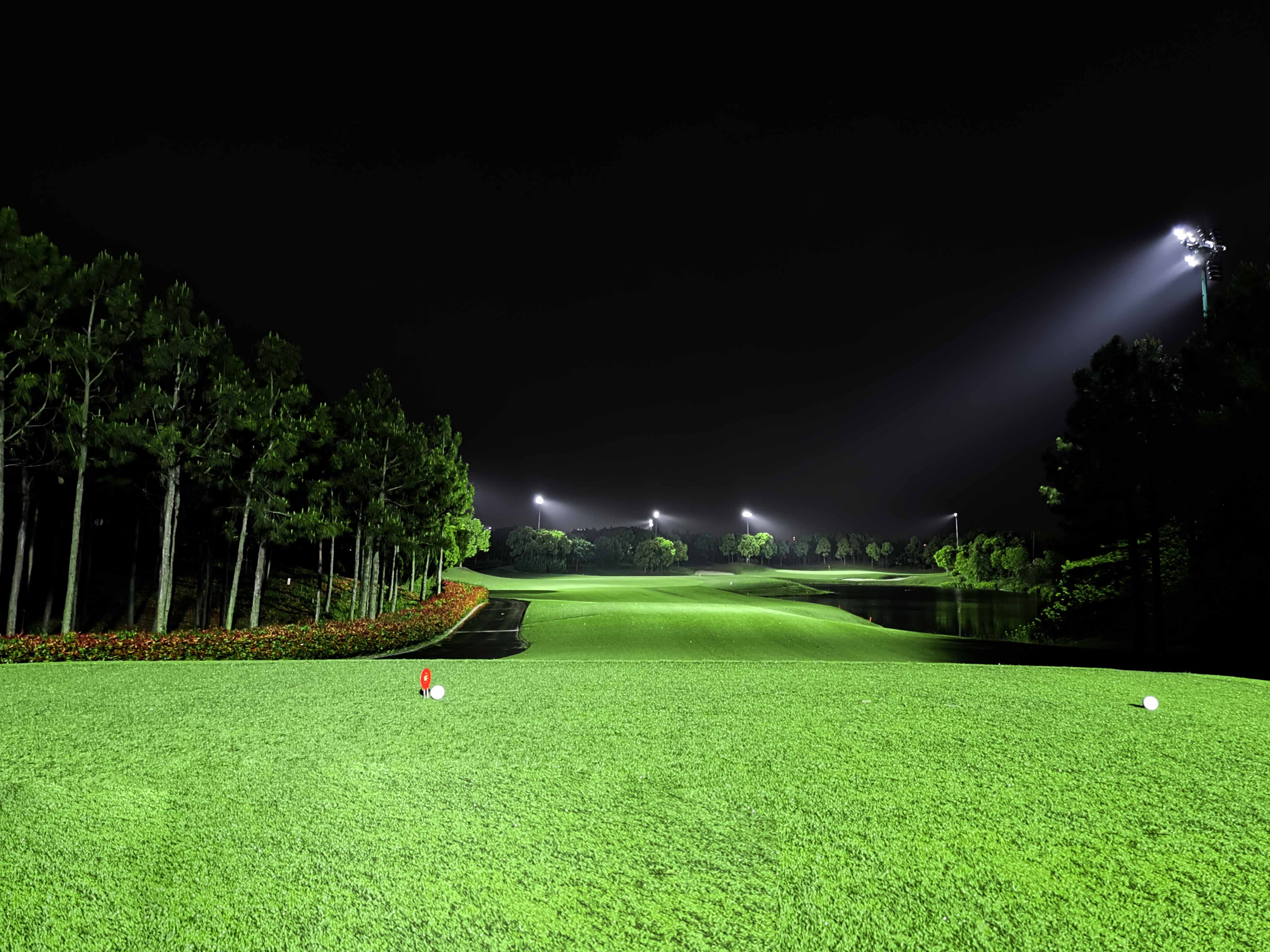 高尔夫球场夜间照明设计与要求-电明科技官网