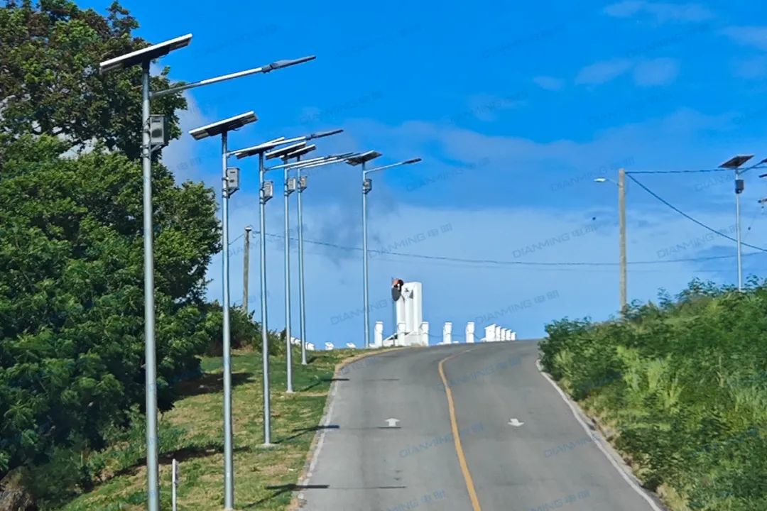 电明太阳能路灯照亮格林纳达，全球布局再下一城